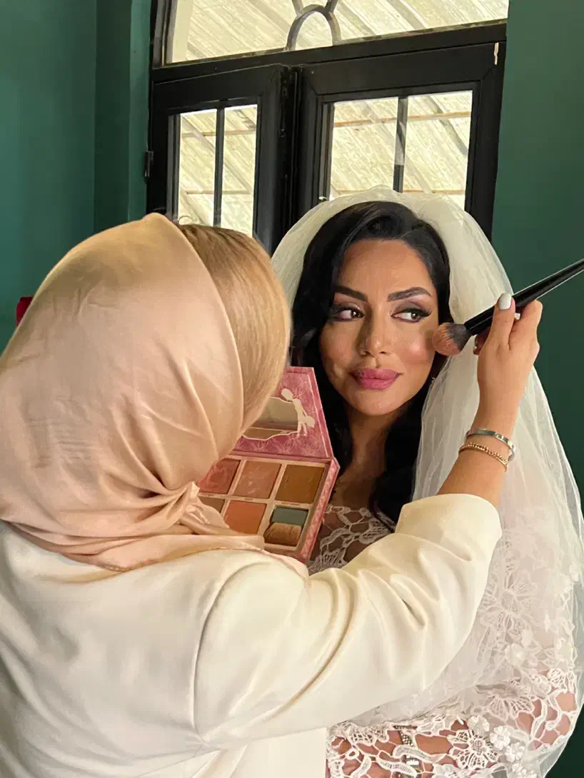 آموزش میکاپ گلساربا قیمت اقتصادی|خدمات آموزشی|رشت, گلسار|دیوار