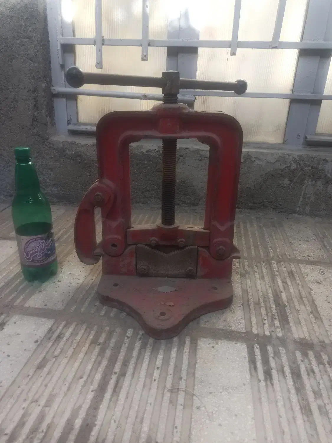 گیره بزرگ سالم|ابزارآلات|کرمانشاه, |دیوار