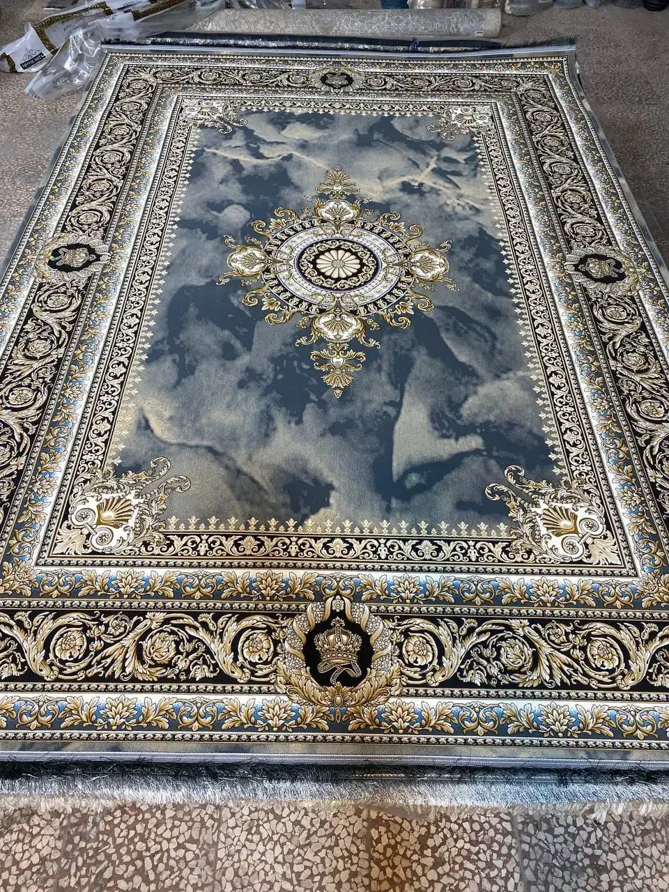 سرای فرش حدادی کیفیت عالی|فرش|بهبهان, |دیوار