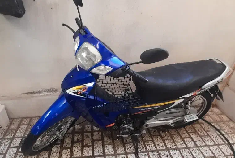 موتور لاکی رادین(کویر) ۱۲۵|موتورسیکلت|نیشابور, هفده شهریور|دیوار