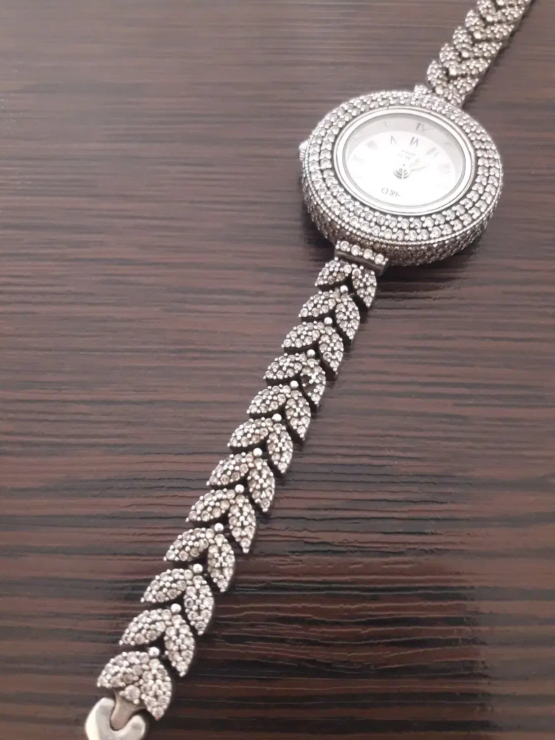 ساعت نقره|ساعت|کنگاور, |دیوار