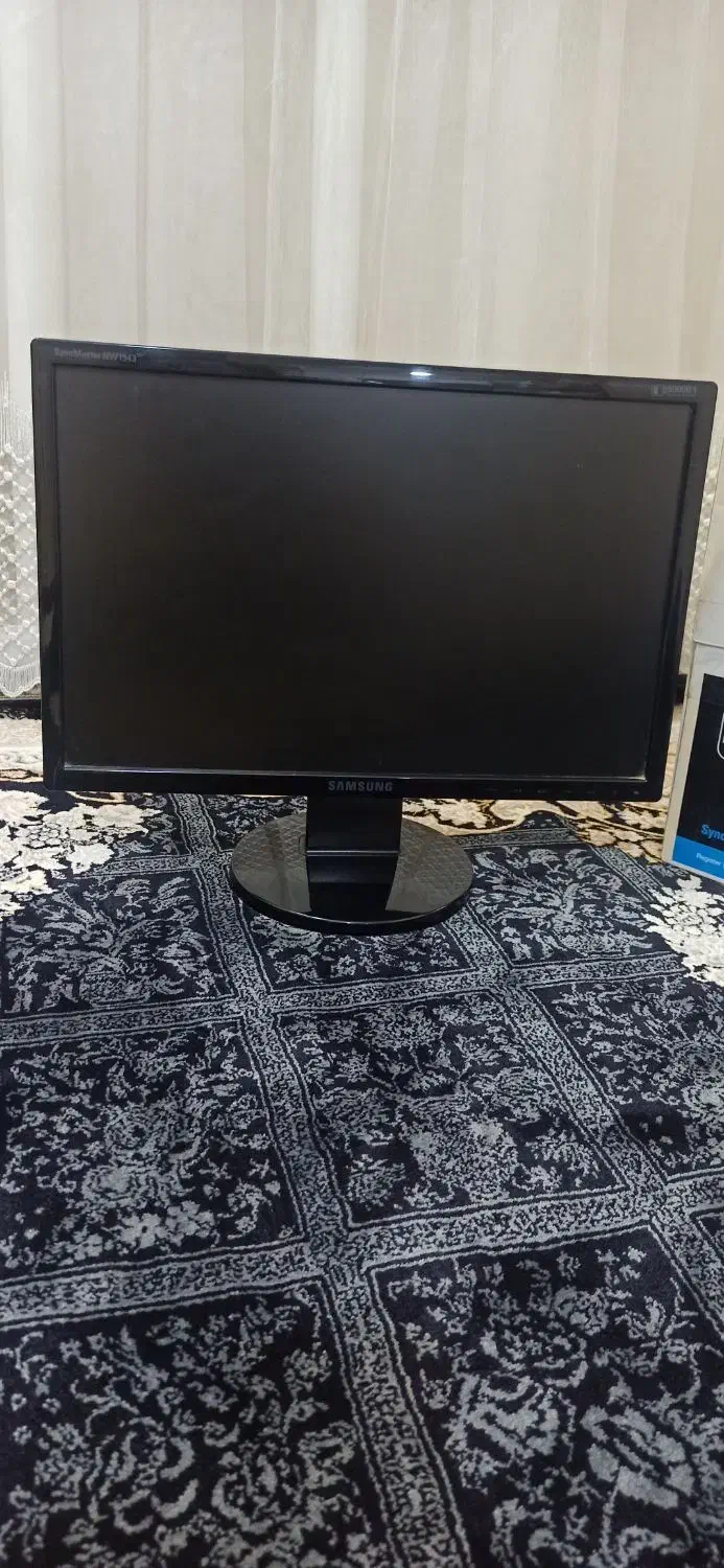 مانیتور سامسونگ ۱۹ اینچ همراه با کابل|قطعات و لوازم جانبی رایانه|اهواز, معین زاده|دیوار