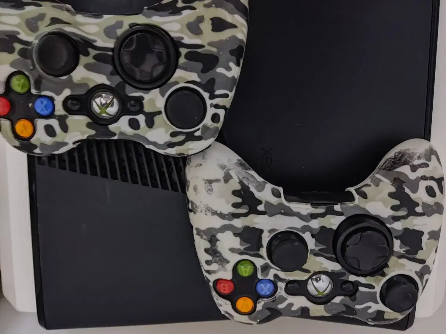 Xbox 360 درحد نو|کنسول، بازی ویدئویی و آنلاین|الوند, |دیوار