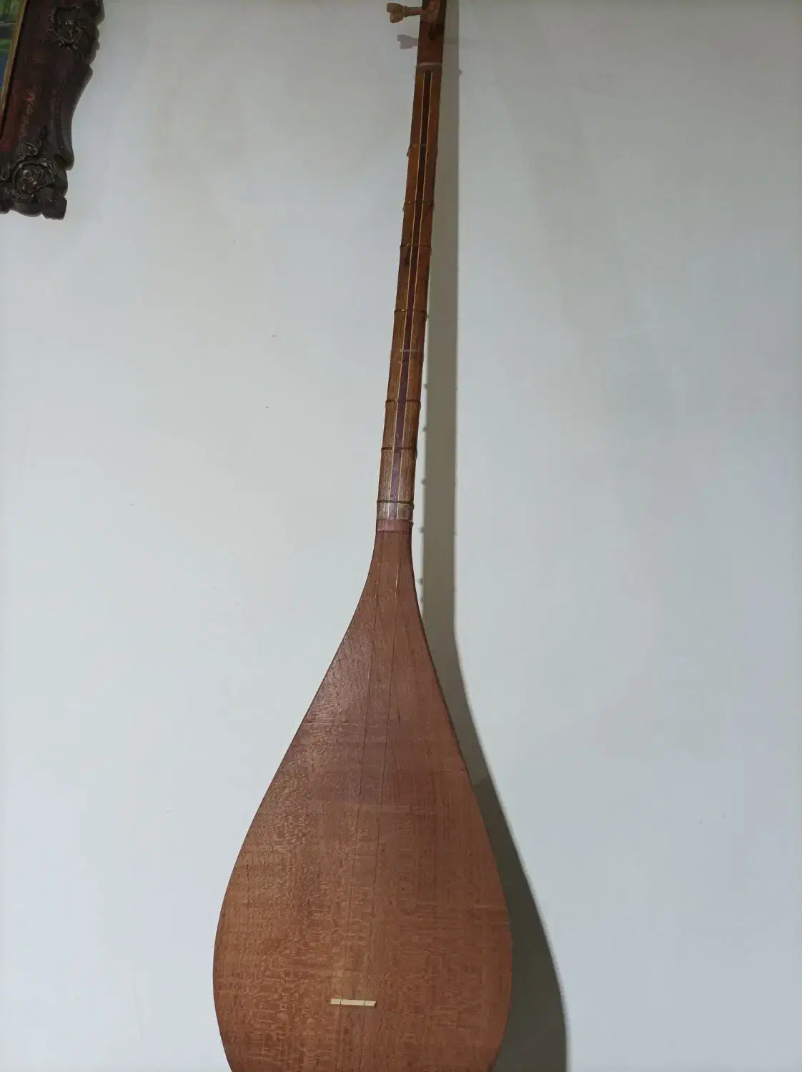 دوتار در حد نو|سازهای سنتی|تربت جام, میان جام|دیوار