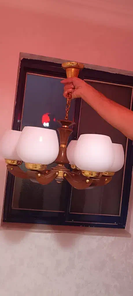 فروش لوستر چوبی ۵ شعله و دیوارکوب|لوستر و چراغ آویز|رشت, پارک شهر|دیوار