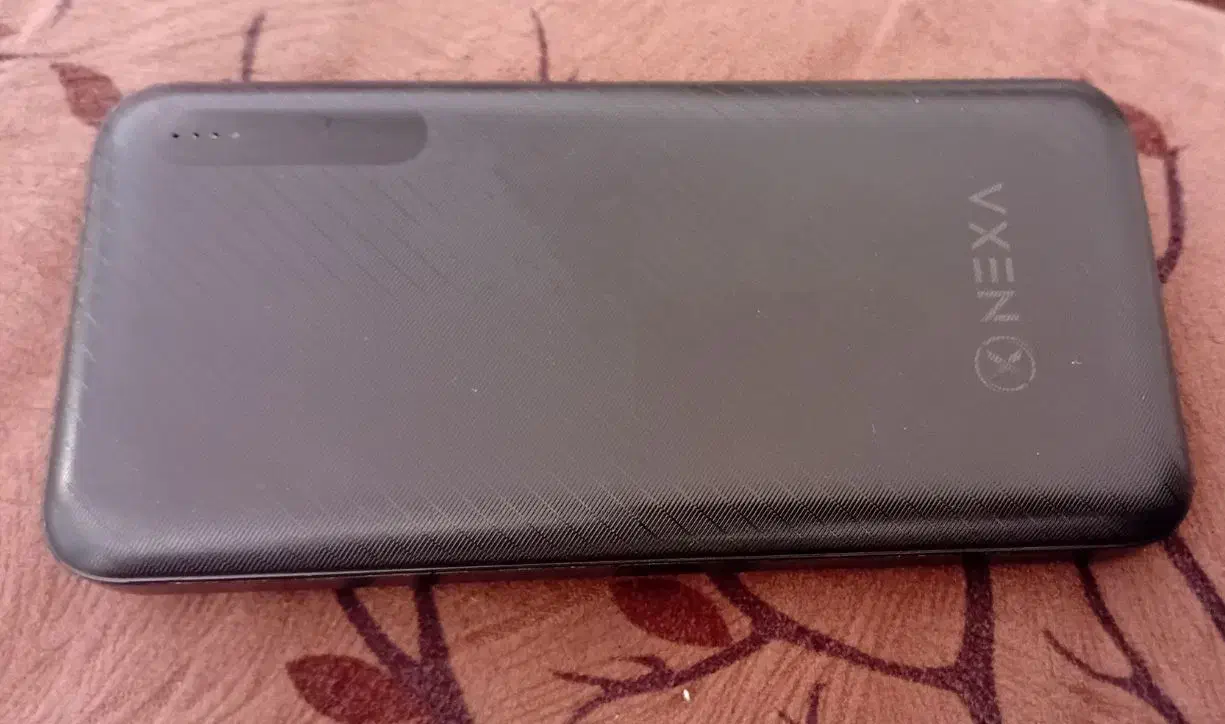 پاور بانک ۱۰۰۰|لوازم جانبی موبایل و تبلت|شهرکرد, |دیوار