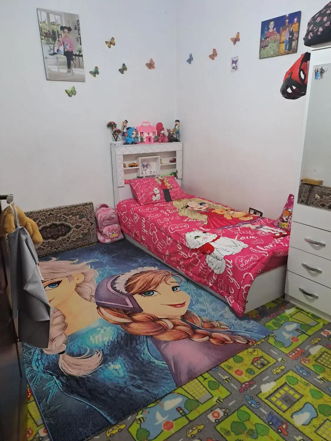 تخت  خواب کودک با تشکر|تخت و سرویس خواب|کرج, حصارک بالا|دیوار