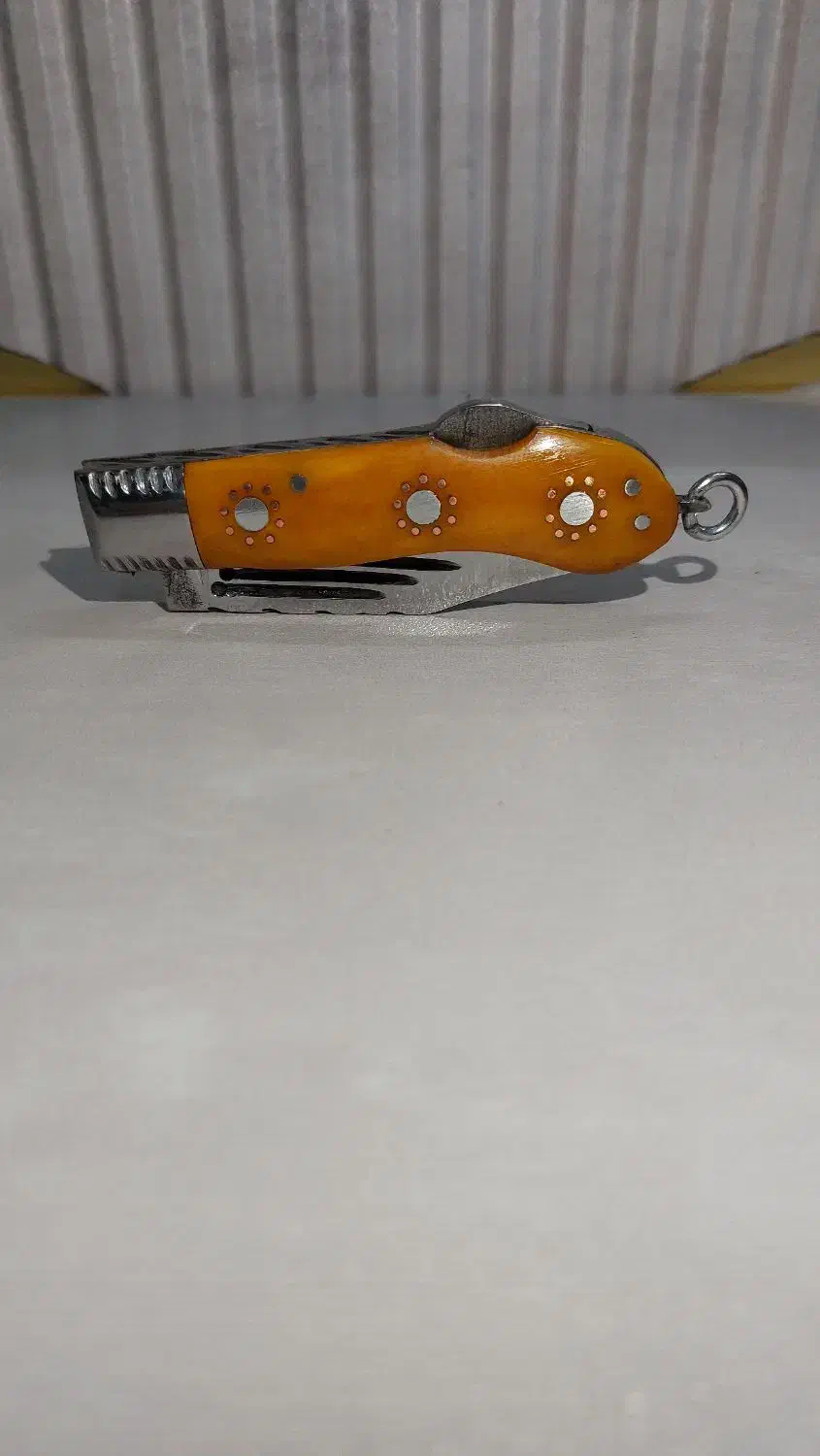 چاقوبابا|کلکسیون اشیاء عتیقه|فولادشهر, B2|دیوار