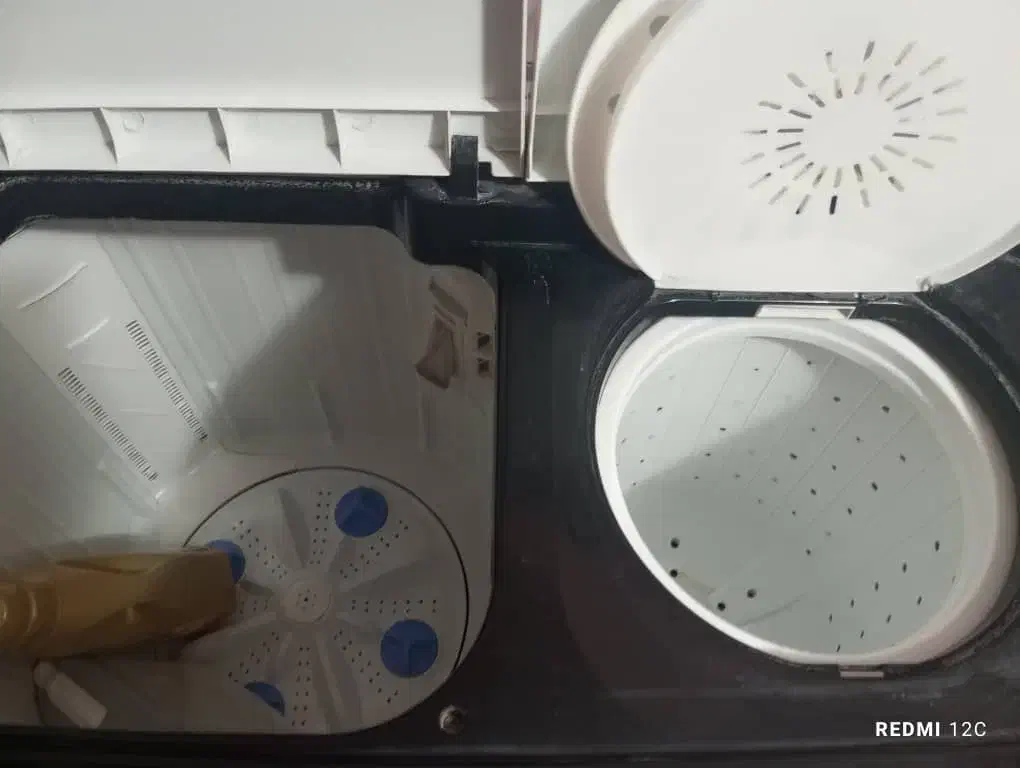 لباس شویی|ماشین لباسشویی و خشک‌کن لباس|نی‌ریز, |دیوار