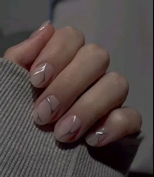 خدمات ناخن (خیابان رجایی)|خدمات آرایشگری و زیبایی|کاشان, حاج جمال|دیوار