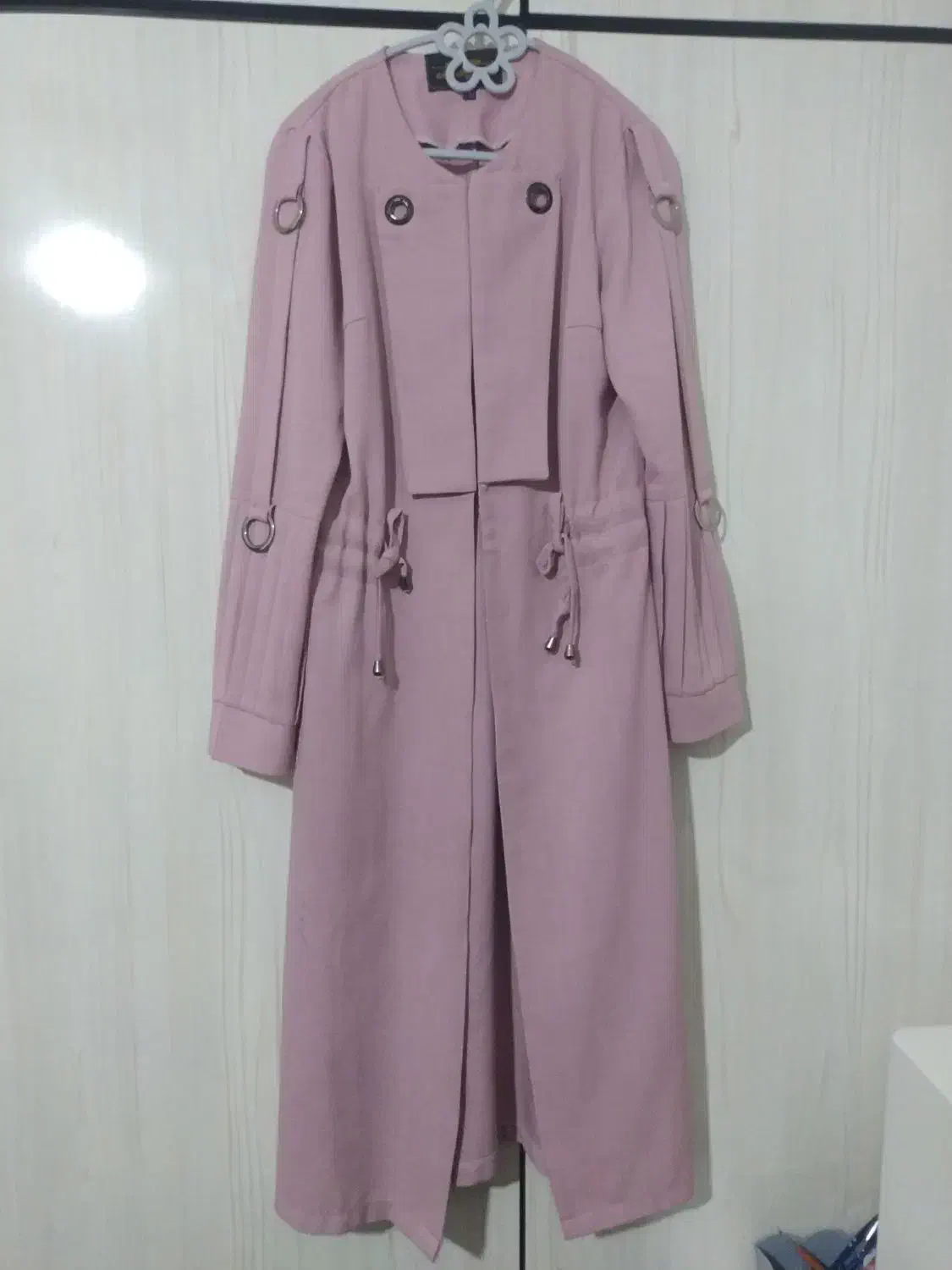 دو مانتو سایز لارج|لباس|نیشابور, گنبد سبز|دیوار