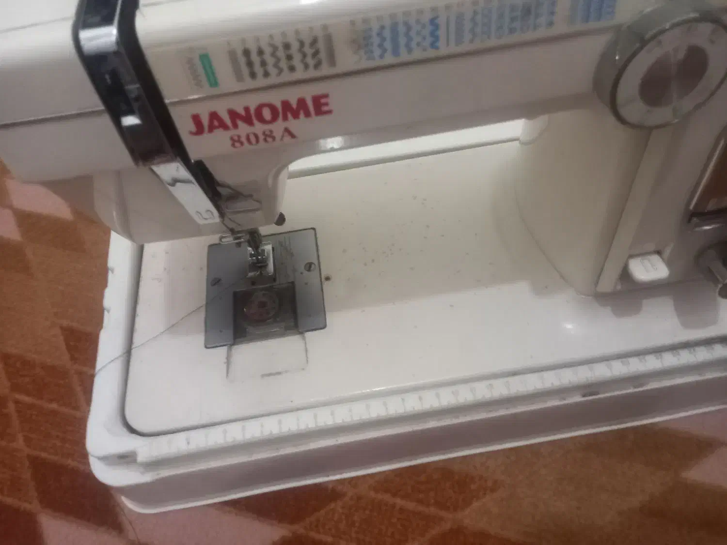 چرخ خیاطی ژانو۸۰۸ سالم|چرخ خیاطی و ریسندگی|محمدیه-قزوین, |دیوار