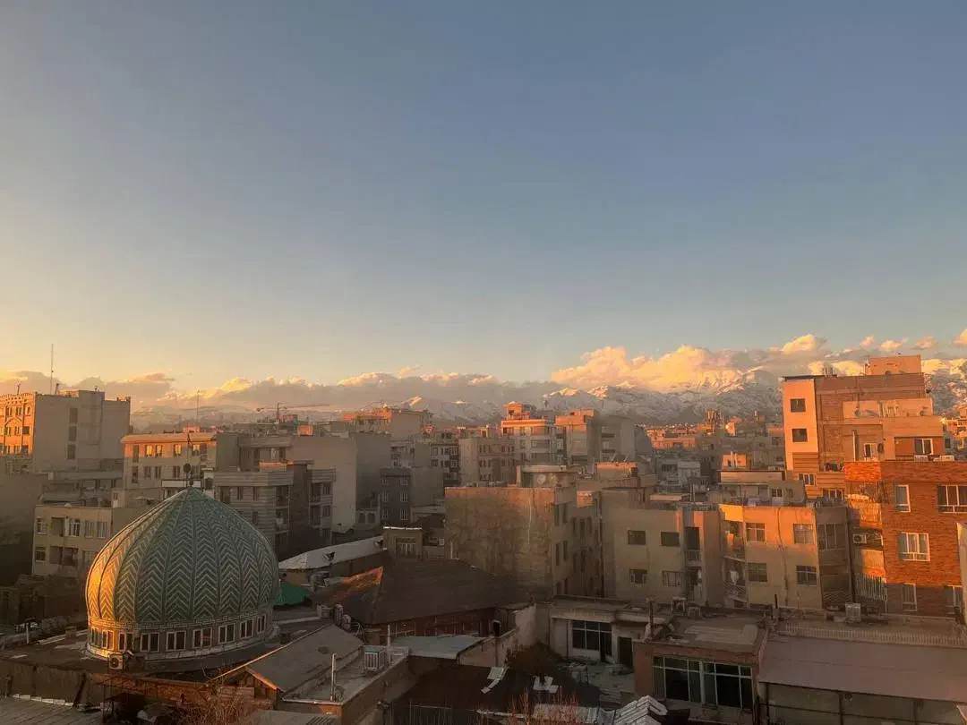 اجاره مغازه ۷۵ متری/ سه دهنه/ بر ولیعصر/ شغل شما|اجارهٔ مغازه و غرفه|تهران, امیریه|دیوار