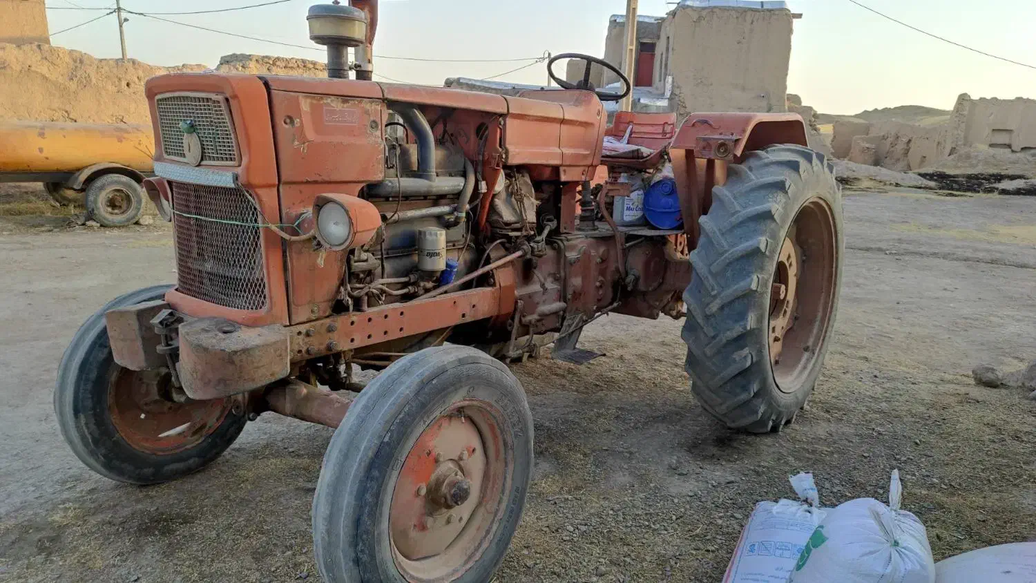 تراکتور رومانی|خودرو سنگین|قروه, |دیوار