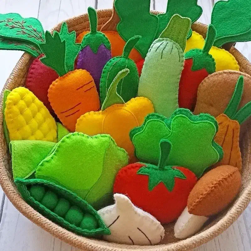 انواع ست های نمدی اتاق کودک جهیزیه و...|صنایع دستی و سایر لوازم تزئینی|قم, باغ اشرافی|دیوار