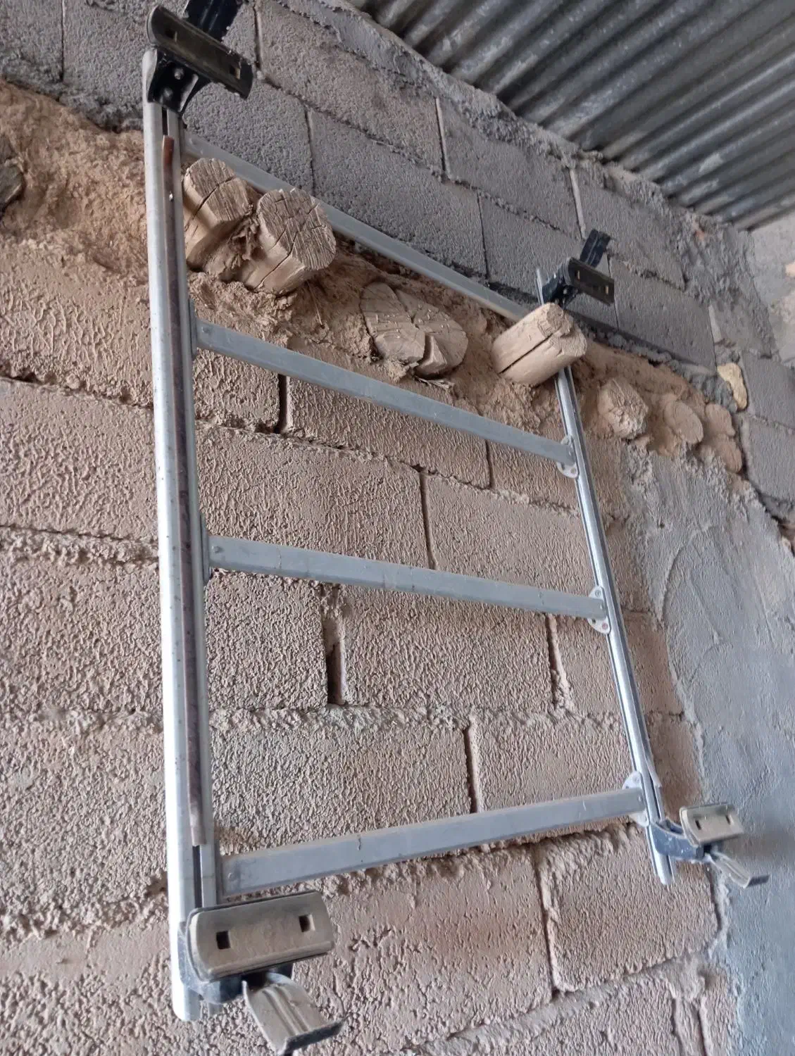 باربند آلمینیوم.پژو.سمند.|قطعات یدکی و لوازم جانبی|ماهیدشت, |دیوار