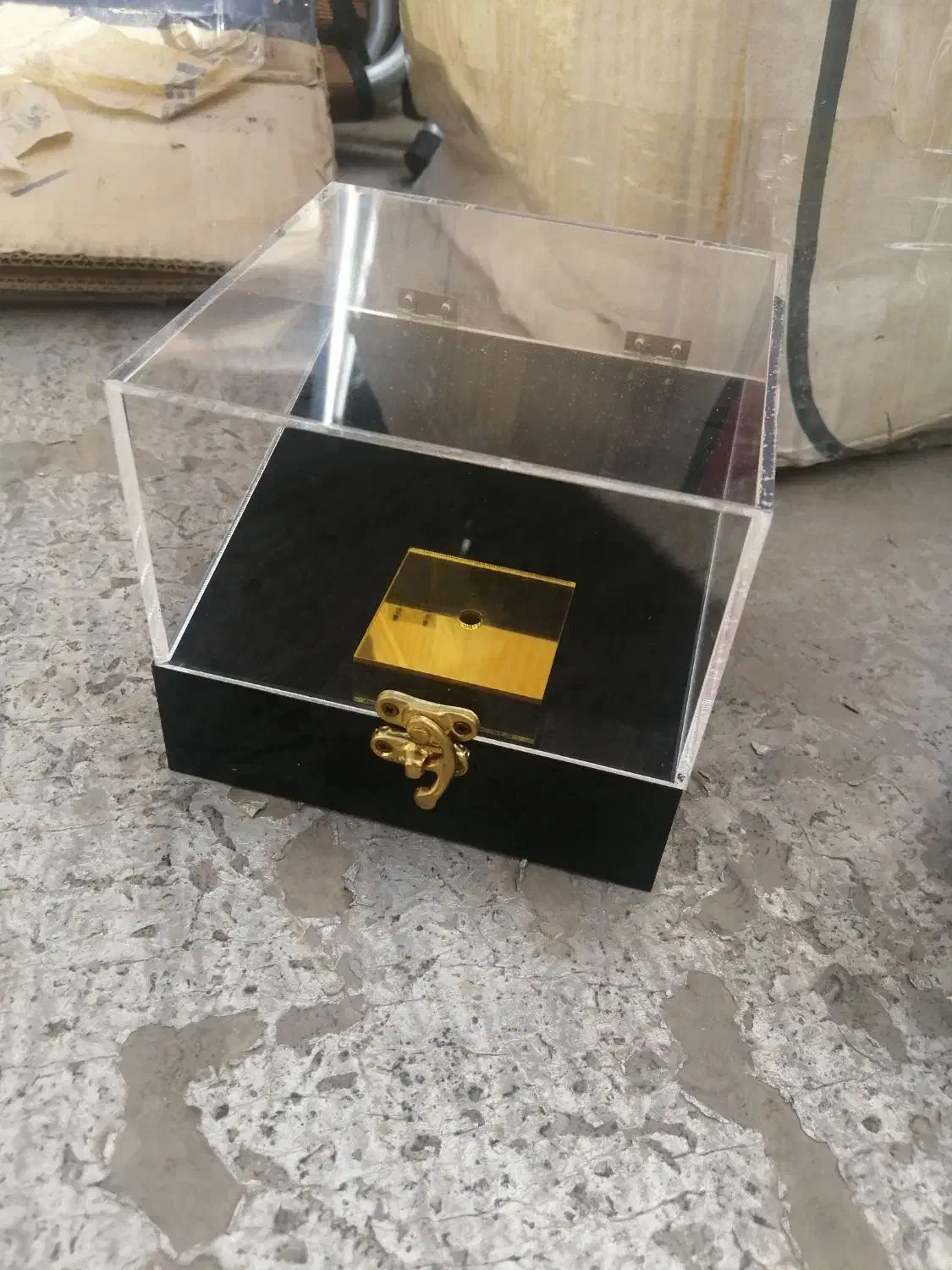 باکس گل رز جاودان|گل و گیاه طبیعی|تهران, ائمه اطهار|دیوار