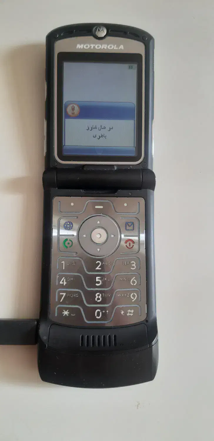گوشی  موتورلا تاشو|موبایل|تهران, آذربایجان|دیوار