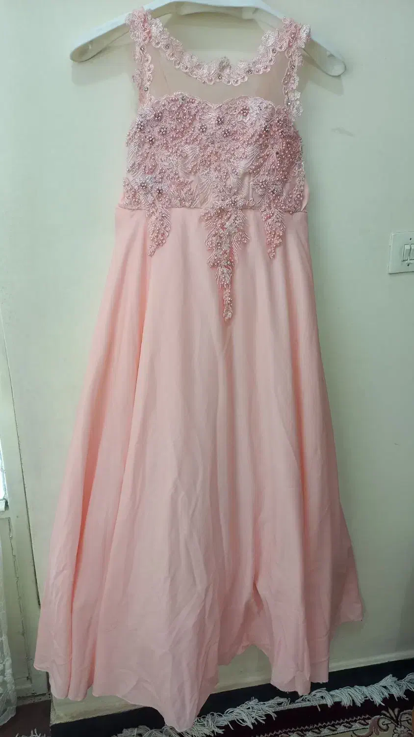 لباس جشنی نو تمیز در حد دوبار پوشیده شده|لباس|ایذه, |دیوار