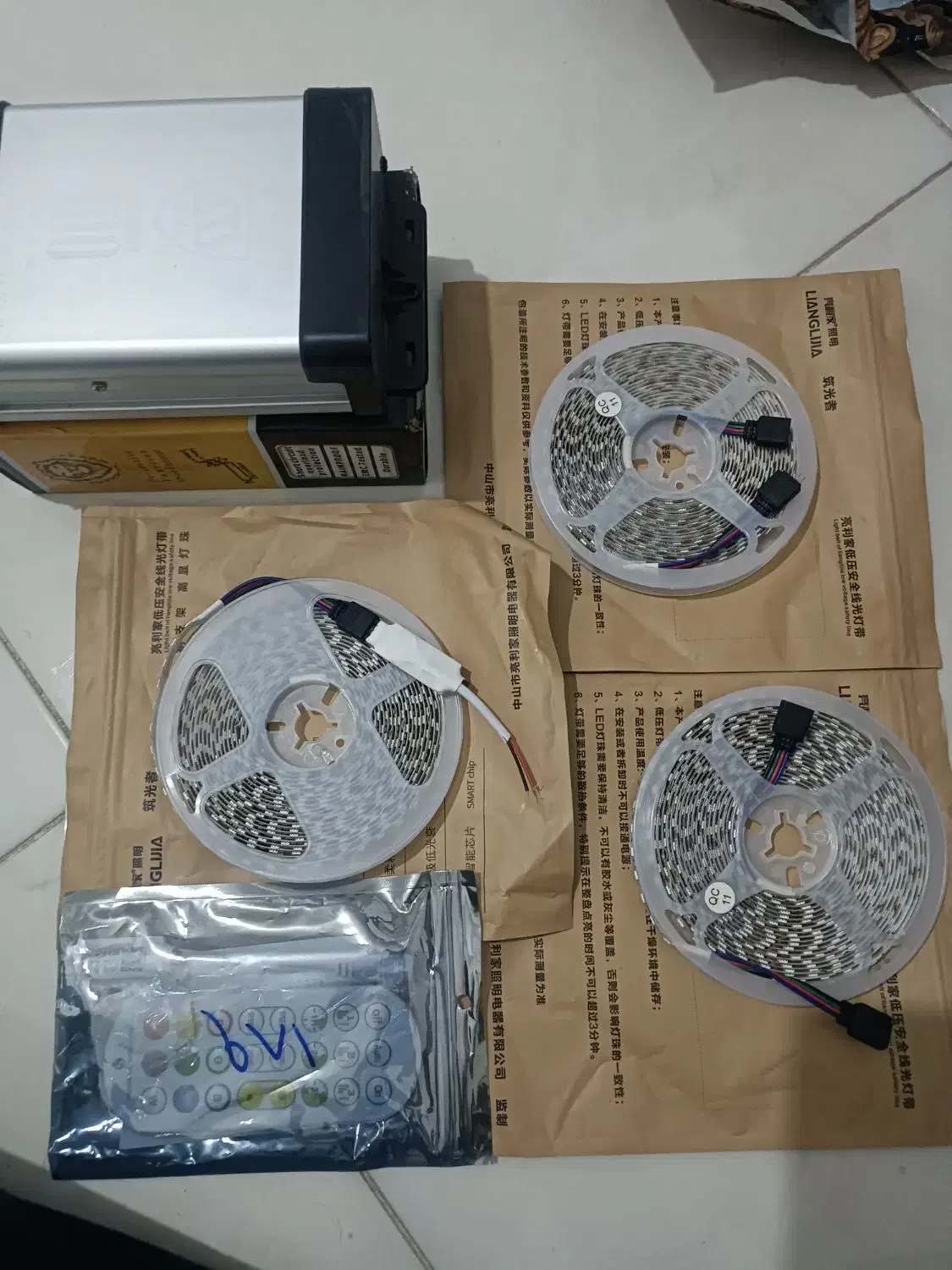 ریسه ال ای دیRGB درایور برنامه دار و پاور ۱۲ولت ۳۳|ریسه و چراغ تزئینی|مشهد, الهیه|دیوار