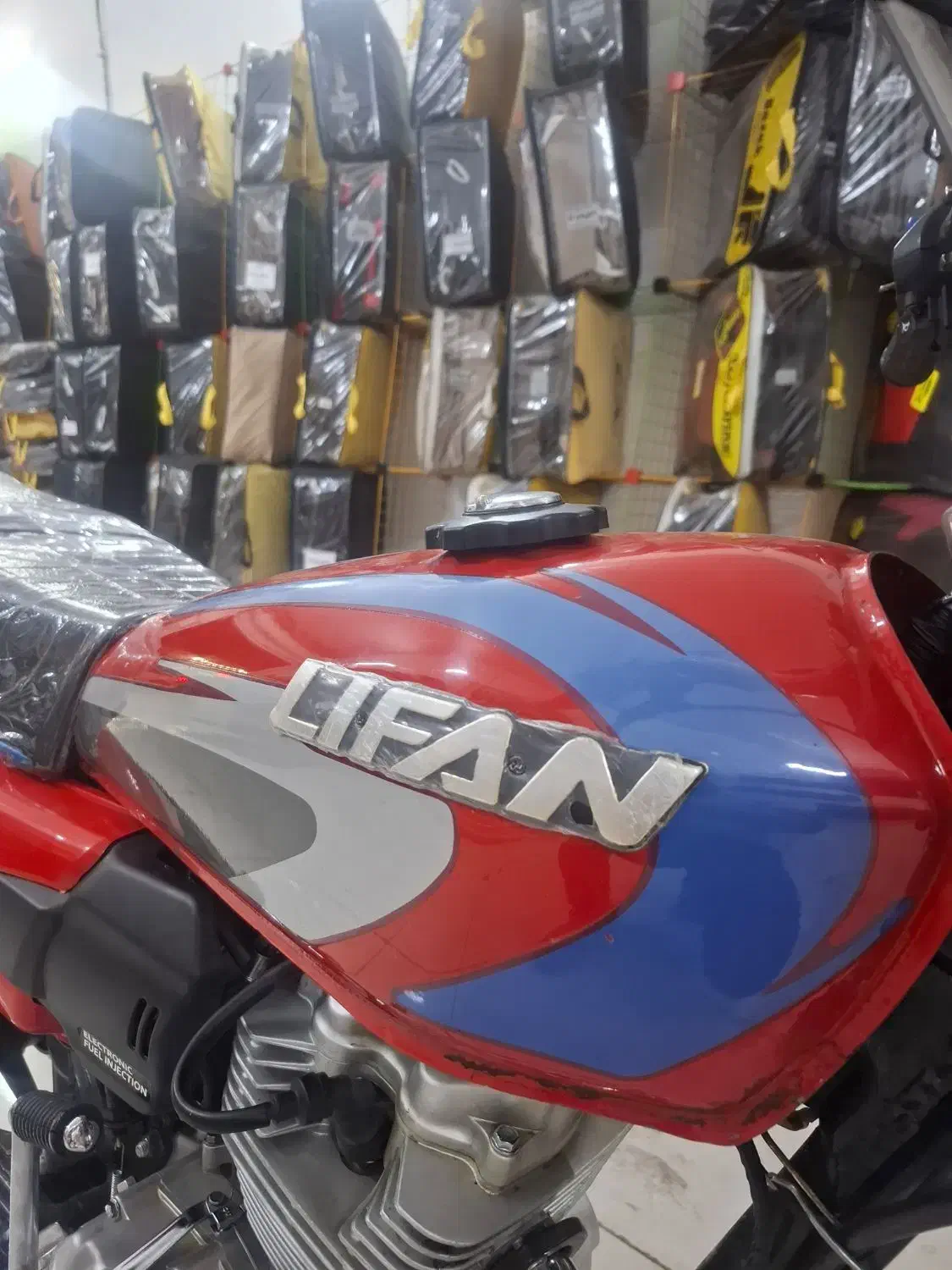 هوندالیفان200درحدخشک|موتورسیکلت|یزد, |دیوار