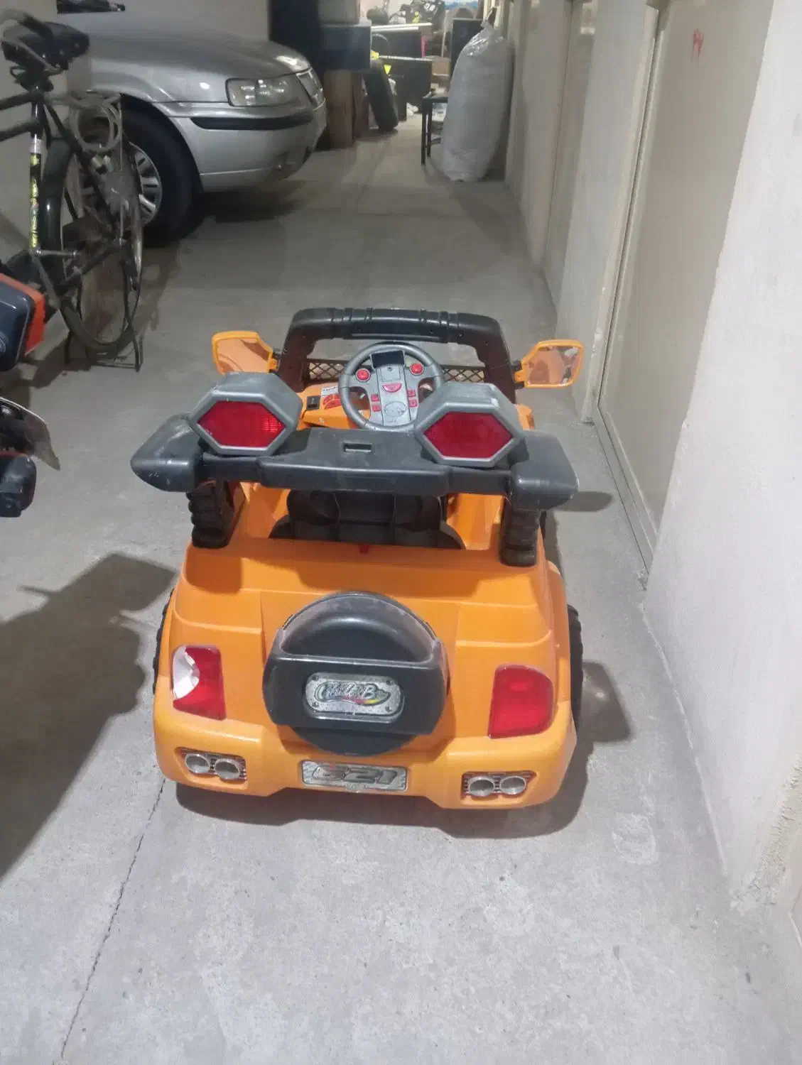 ماشین شارژی|اسباب‌بازی بچه|یزد, |دیوار