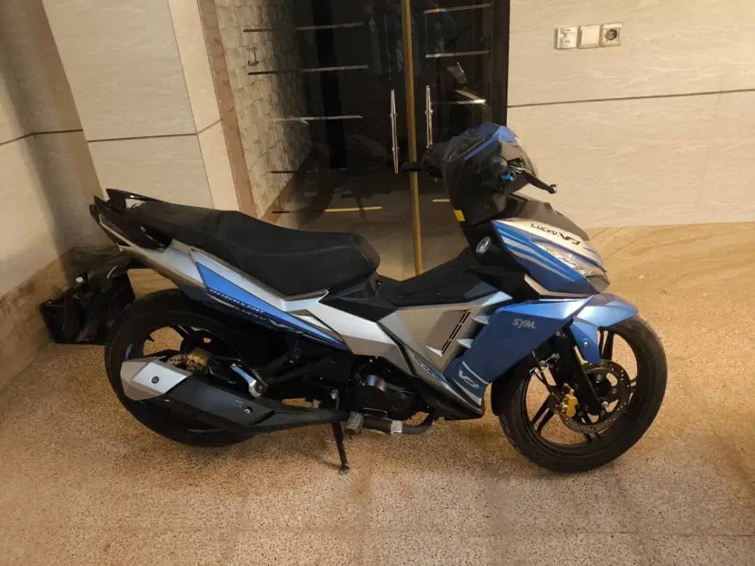 لاکی۱۸۵ فول اپشن|موتورسیکلت|اصفهان, شهرک امام زمان|دیوار