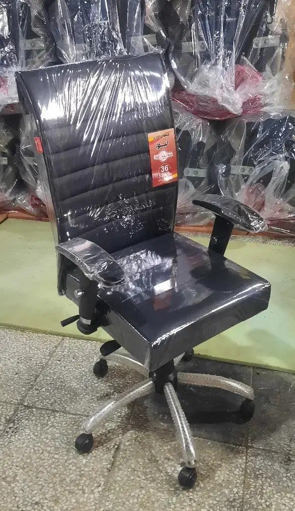 صندلی گردان|صندلی و نیمکت|چهاردانگه (تهران), |دیوار