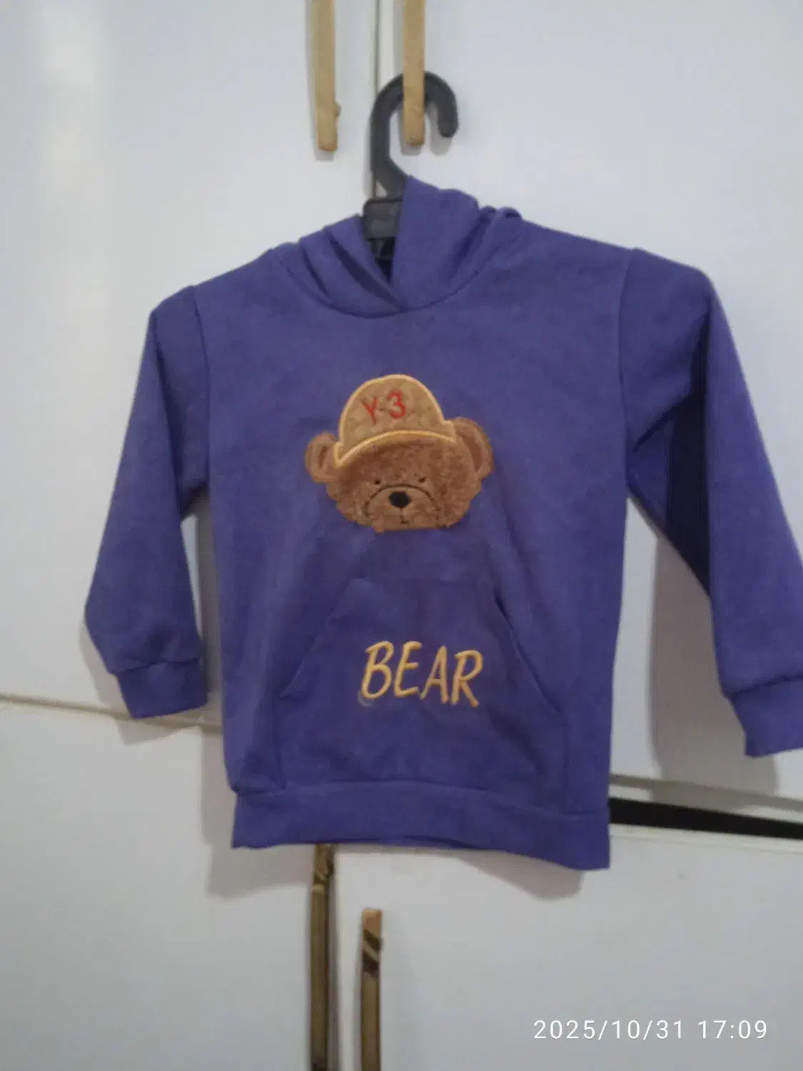 تعدادی لباس دخترانه و مانتو شلوار مدرسه پویا|لباس|یاسوج, |دیوار