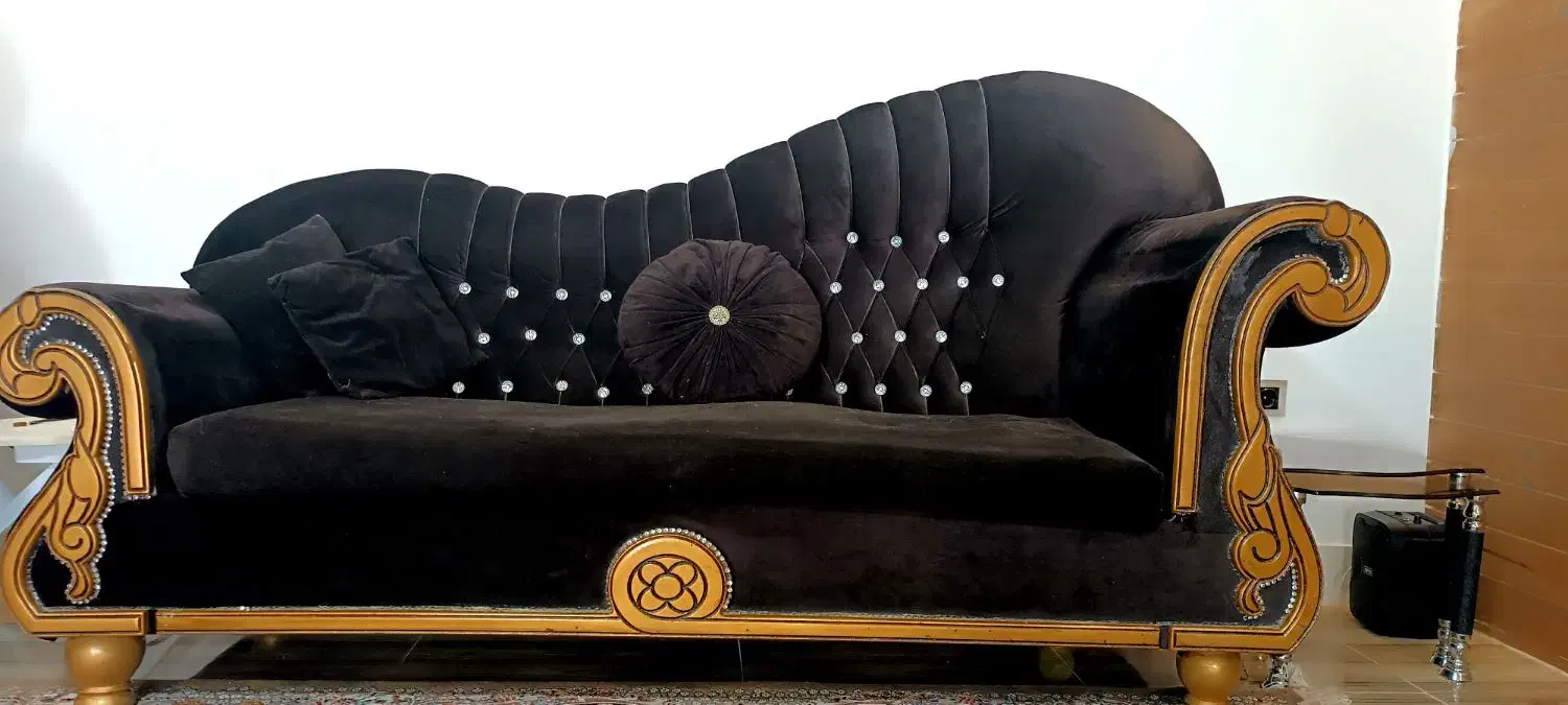 مبل راحتی کلاسیک (دسته 2)|مبلمان خانگی و میز عسلی|هشتگرد, ینگی امام|دیوار