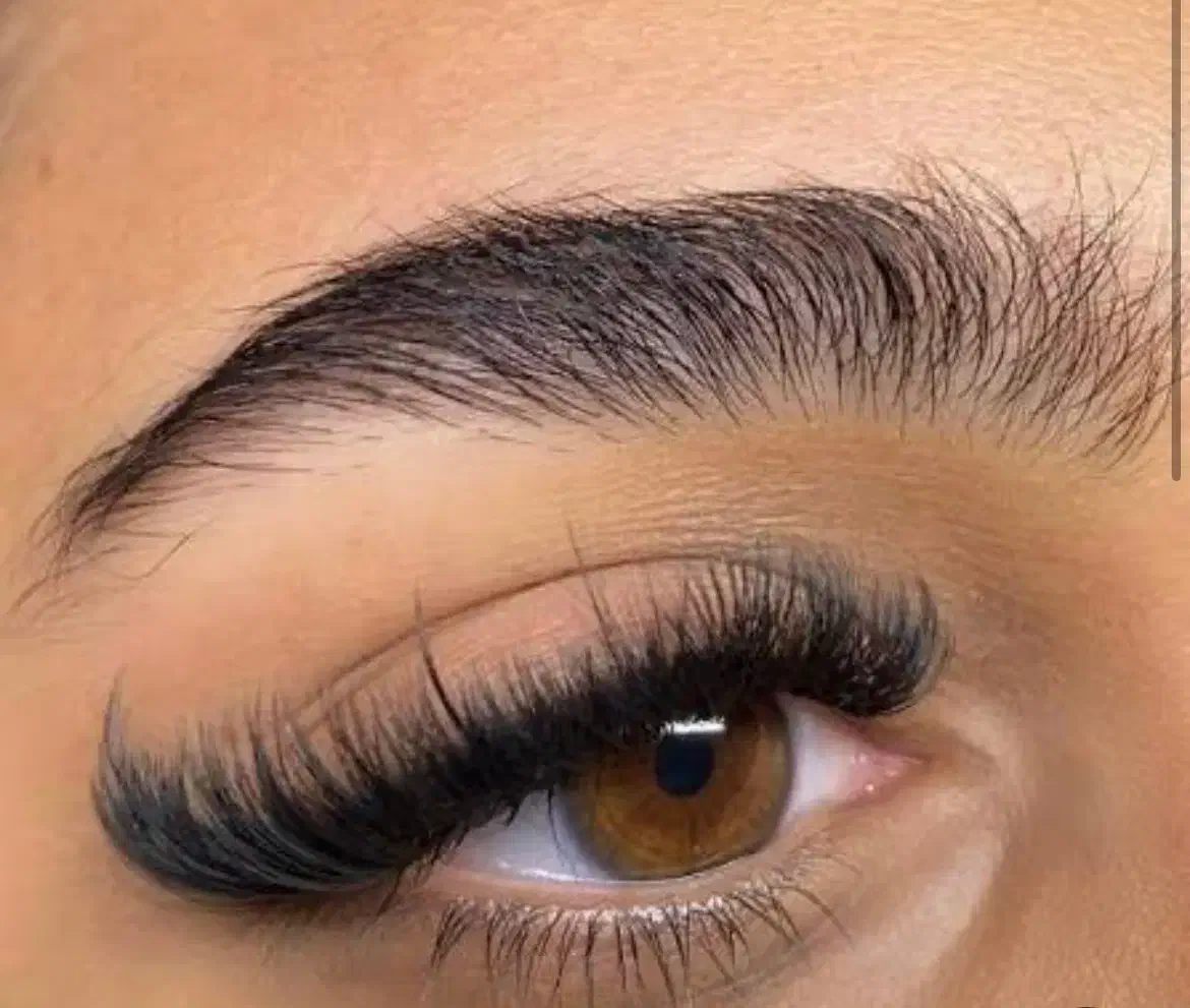 مدل رایگان اکستنشن مژه و لیفت ابرو|خدمات آرایشگری و زیبایی|محمدشهر, محمدشهر|دیوار