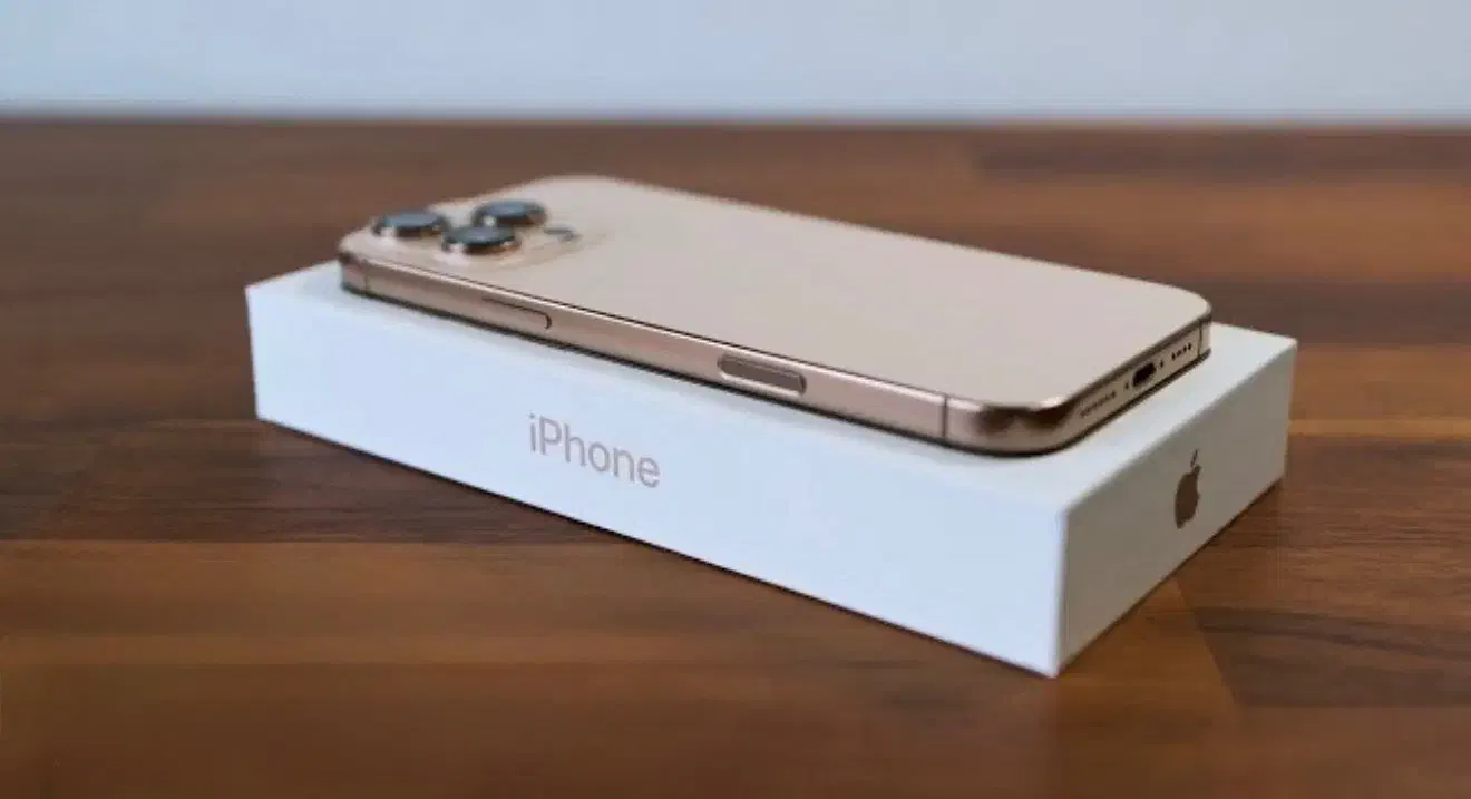 آیفون ۱۶ پرومکس Desert Titanium|موبایل|ایلام, |دیوار