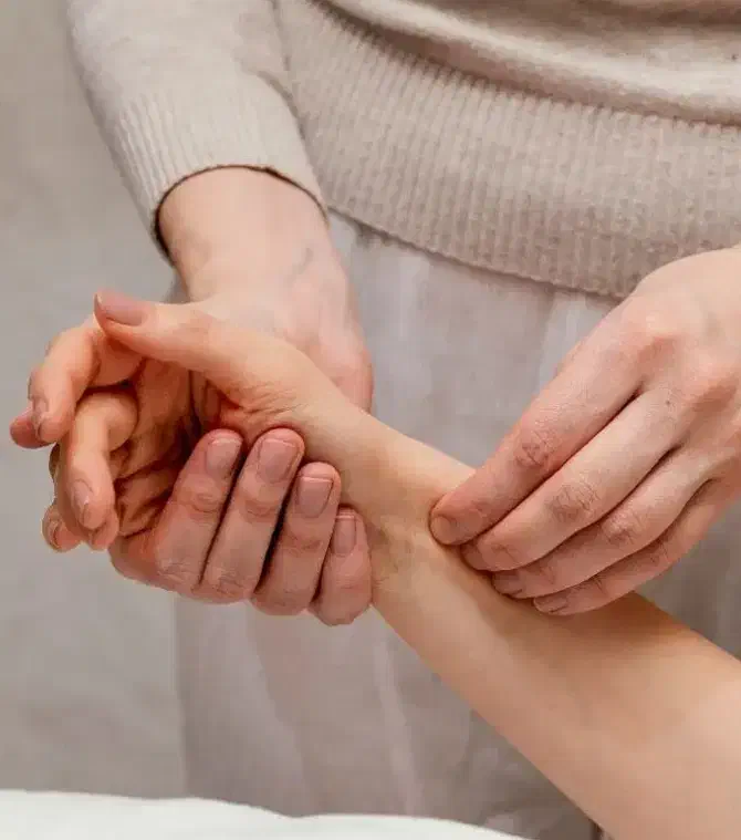 اپیلاسیون بدن و ماساژ برای بانوان و پاکسازی پوست|خدمات آرایشگری و زیبایی|شاهین‌شهر, خانه کارگر|دیوار