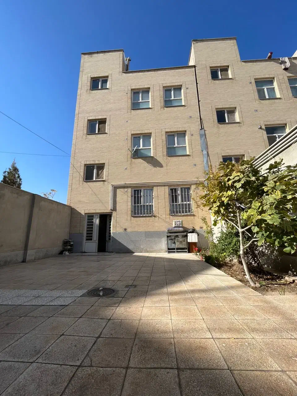 دوخواب تک واحدی سندار|فروش آپارتمان|قم, پردیسان|دیوار