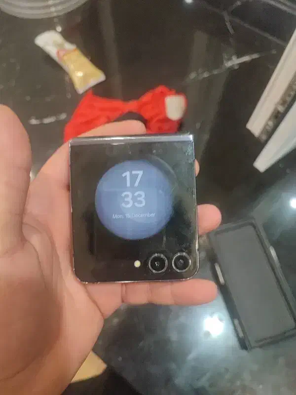 z flip 5 نیاز به تعمیر|موبایل|تهران, هروی|دیوار