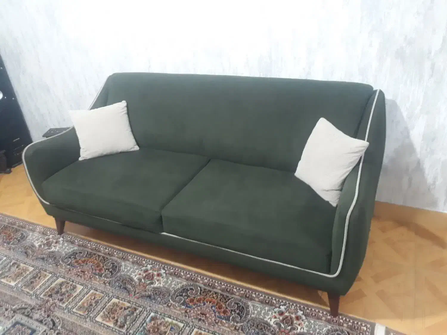 مبل راحتی درحد|مبلمان خانگی و میز عسلی|رشت, کوی عرفان|دیوار