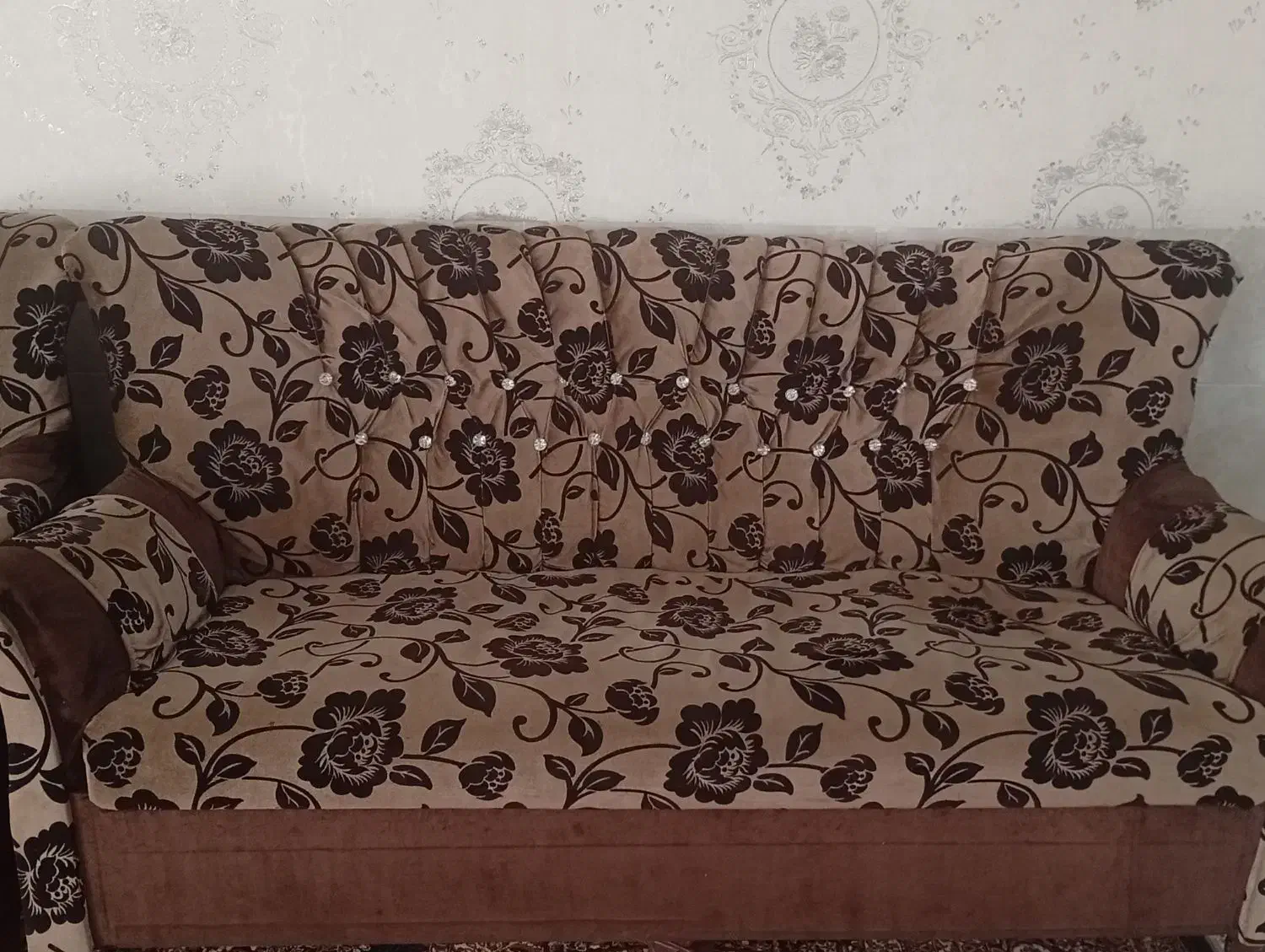 مبل|مبلمان خانگی و میز عسلی|بم, |دیوار