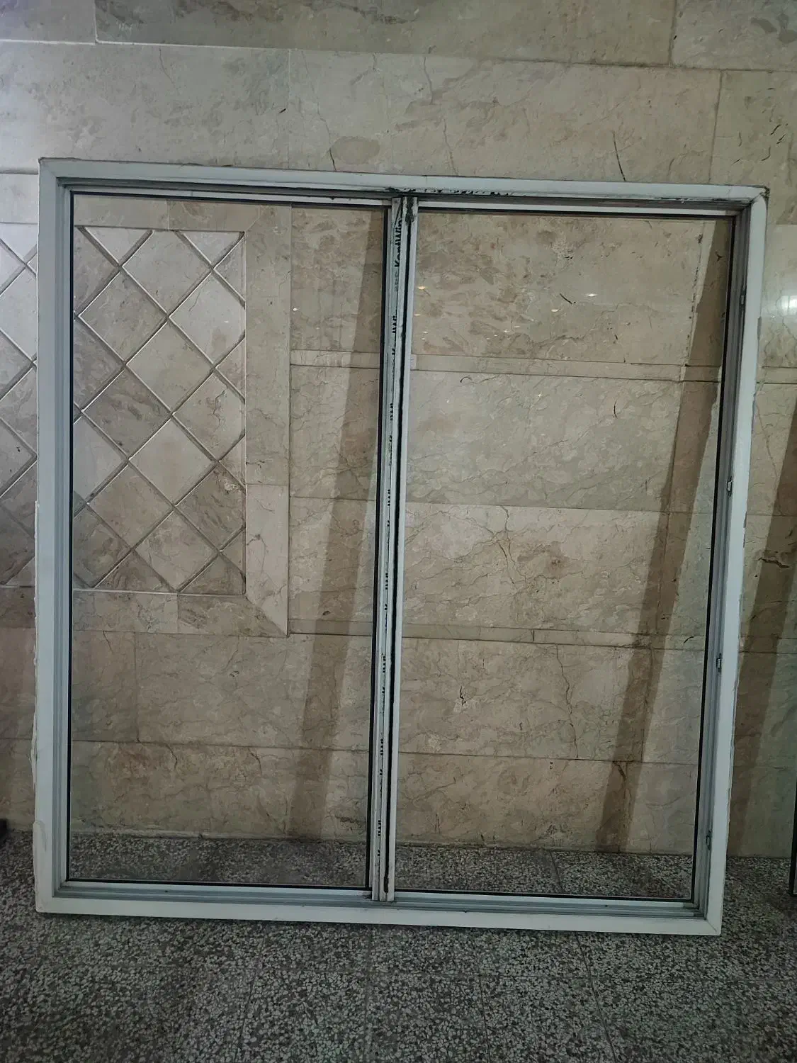 در و پنجره کشویی|مصالح و تجهیزات ساختمان|مشهد, ولیعصر (شهرک غرب)|دیوار