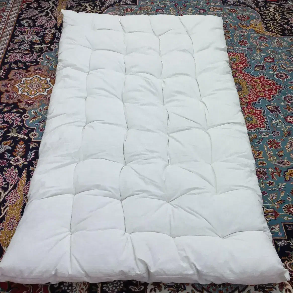 تشک پشمی با وزن بالا کاملا نو|رختخواب، بالش، پتو|قائم‌شهر, |دیوار