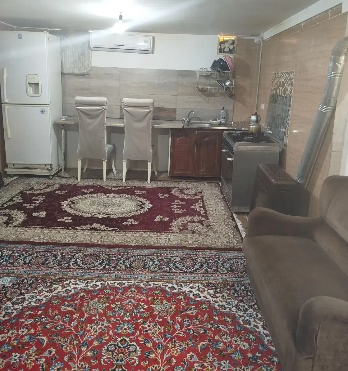 سوییت دربست همکف روزانه و شبانه|اجارهٔ کوتاه‌مدت آپارتمان و سوئیت|قائم‌شهر, |دیوار
