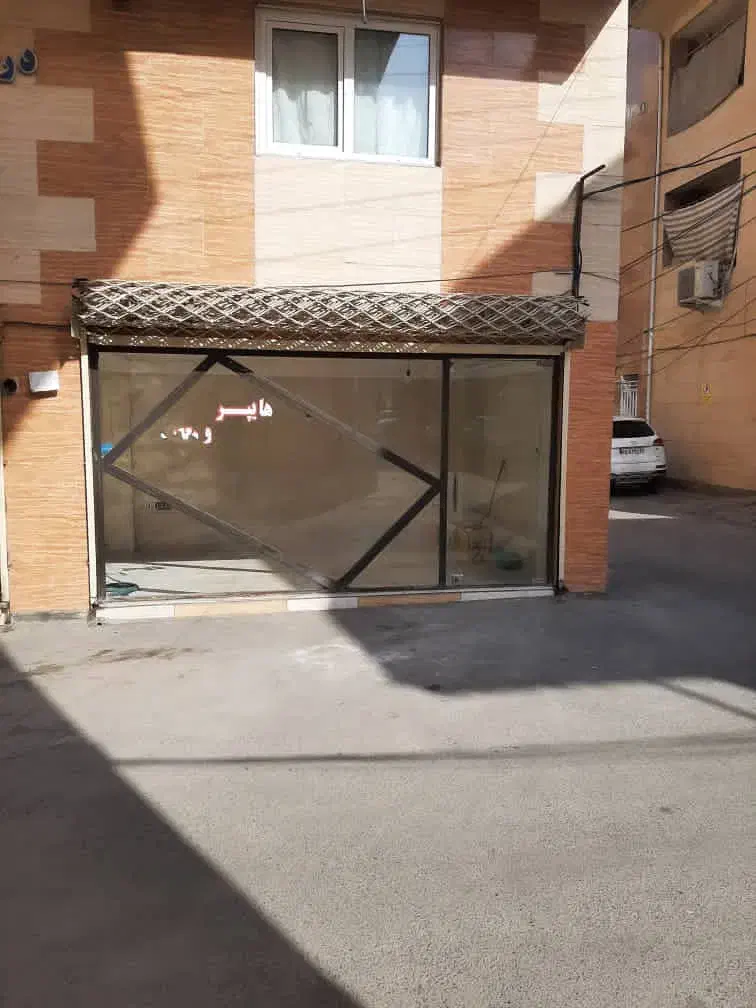 اجاره مغازه ۱۷ متری|اجارهٔ مغازه و غرفه|رشت, یخسازی|دیوار