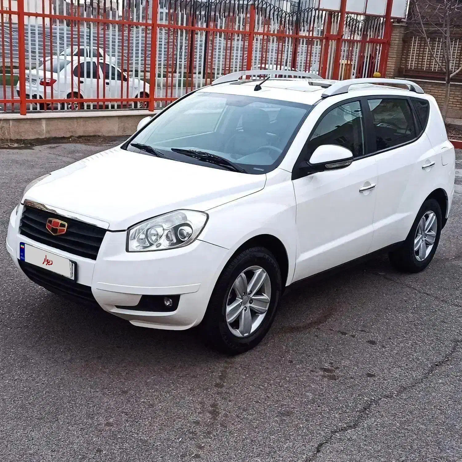 جیلیEmgrand X7 - مدل۲۰۱۴ - سالم و تمیز - بدون رنگ|خودرو سواری و وانت|تهران, خانی آباد نو شمالی|دیوار