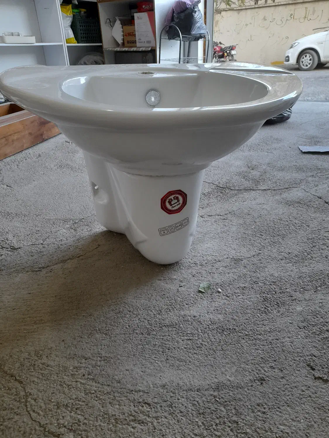 رو شویی در حد نو|لوازم سرویس بهداشتی|بیجار, |دیوار