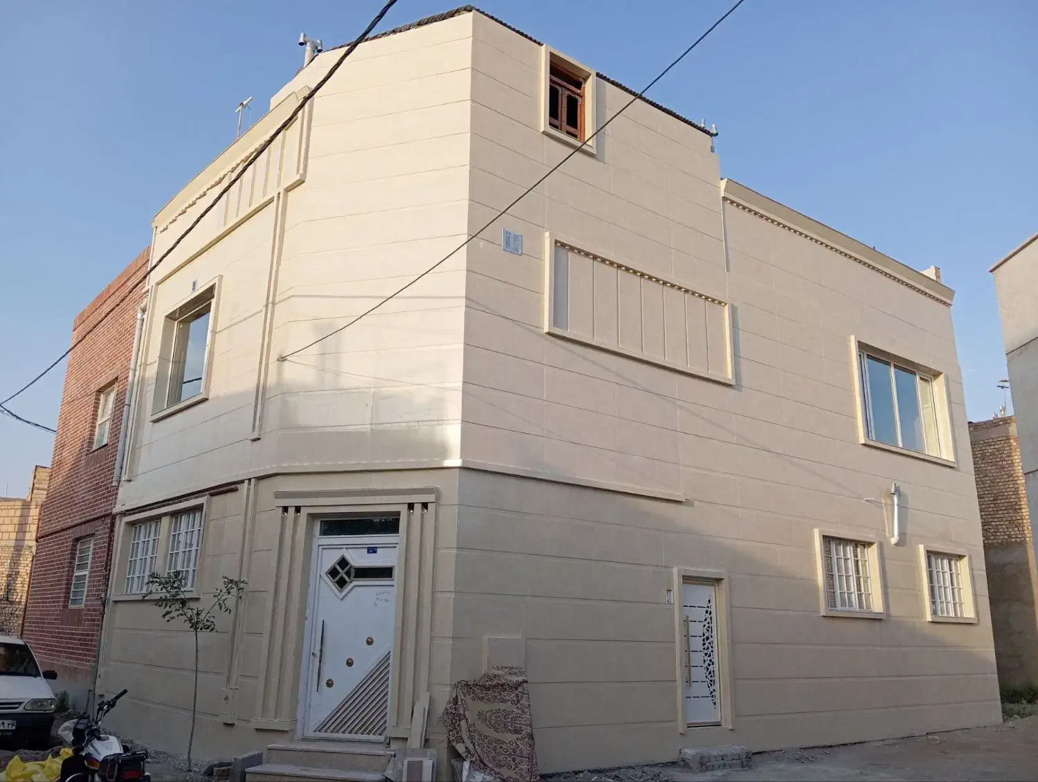 نصب انواع سرامیک و سنگ رومی وغیره|خدمات پیشه و مهارت|نیشابور, فیض آباد|دیوار