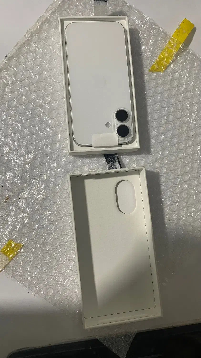 ایفون ۱۶ نرمال سایکل ۰|موبایل|گنبد کاووس, |دیوار