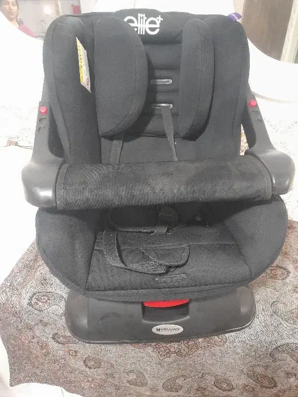 صندلی بچه|تخت و صندلی بچه|آزادشهر, |دیوار