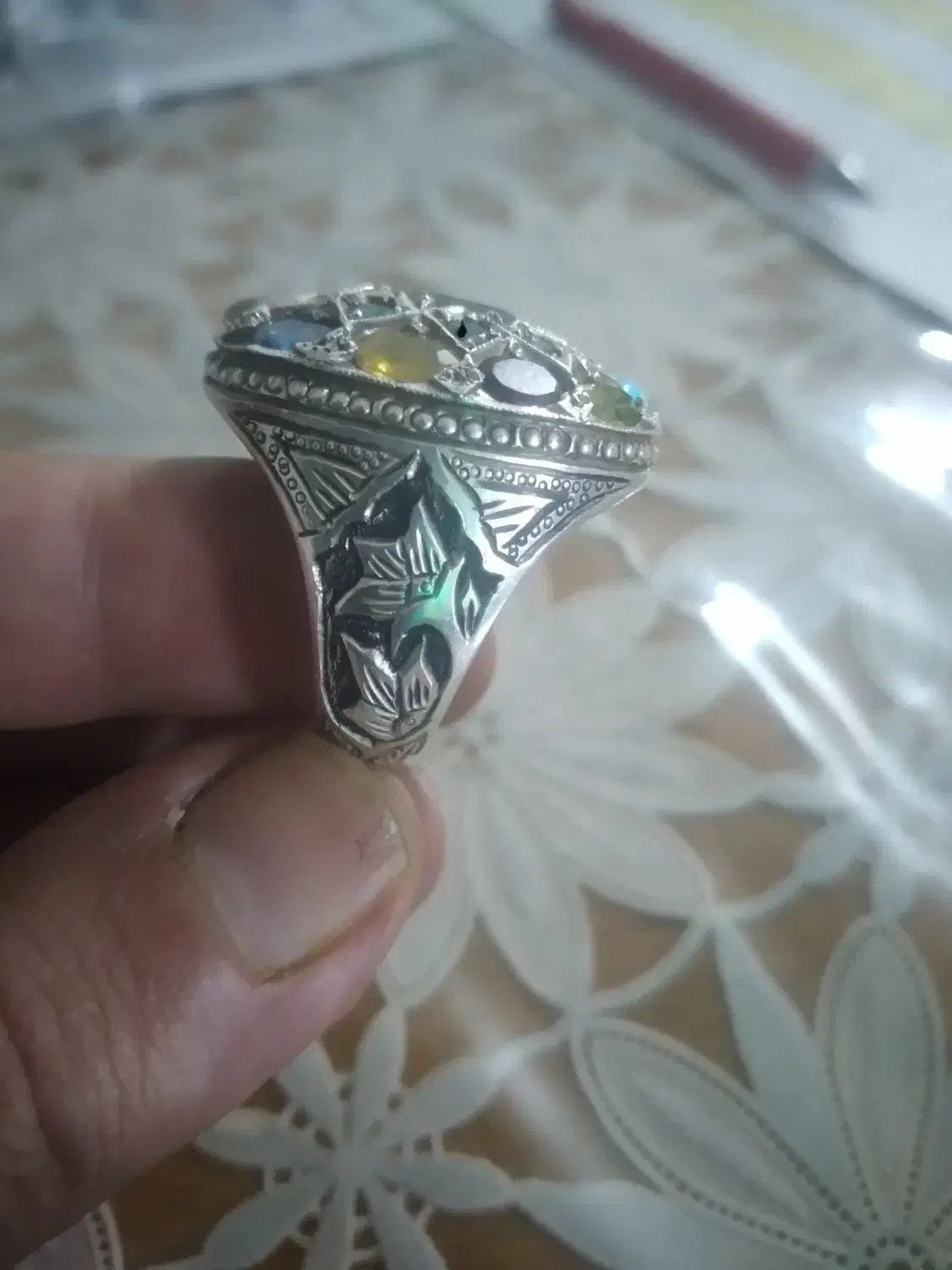 انگشترجواهری بسیارزیبا وتک مخراج کاری|جواهرات|همدان, |دیوار