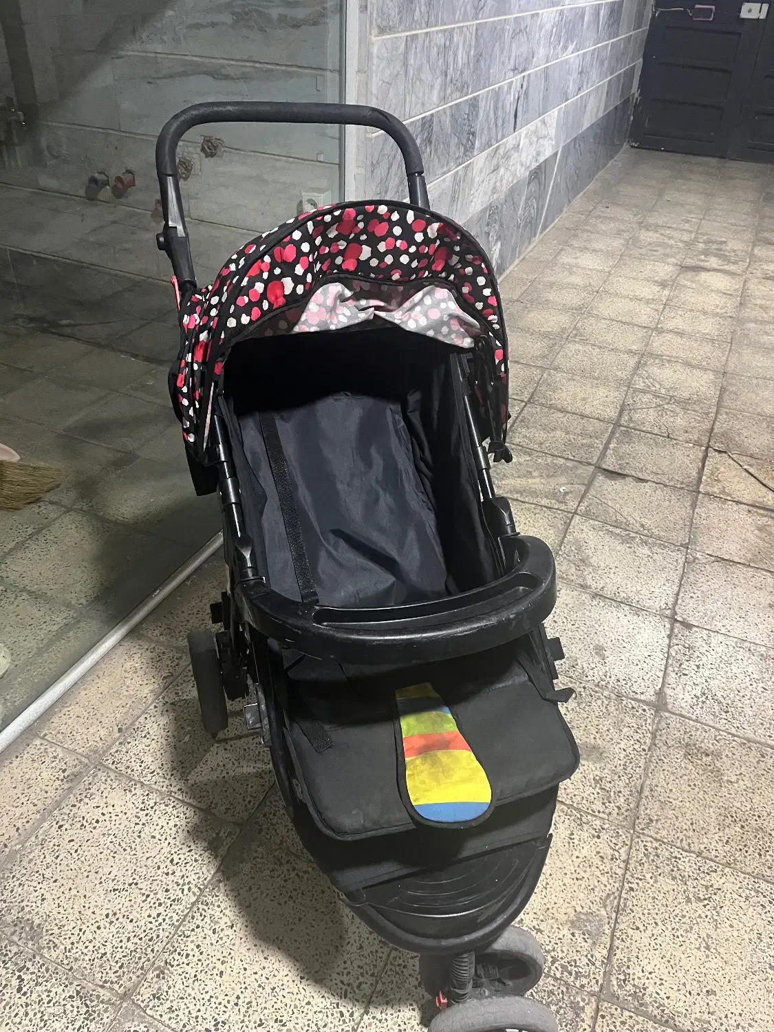 کالسکه خارجی و روروئک|کالسکه و لوازم جانبی|قزوین, |دیوار