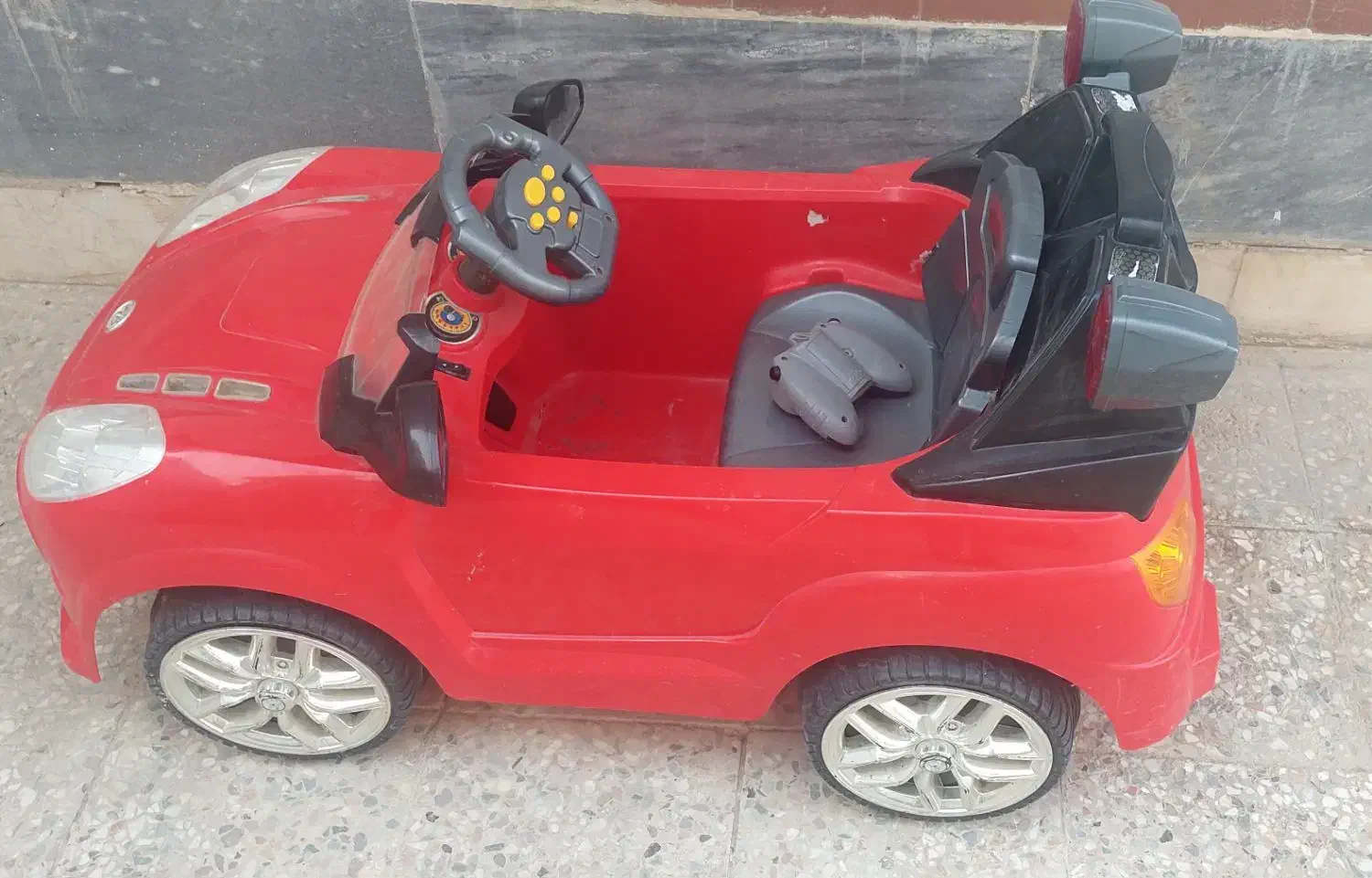 ماشین شارژی|اسباببازی بچه|بندر گناوه, |دیوار