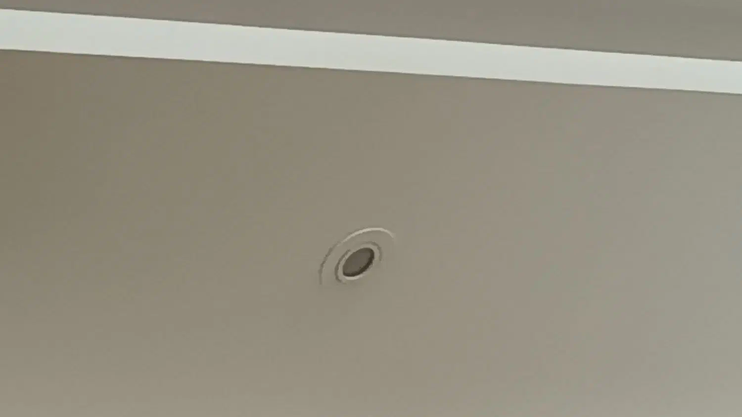 قاب هالوژن|لامپ و چراغ|اصفهان, باغ فدک|دیوار